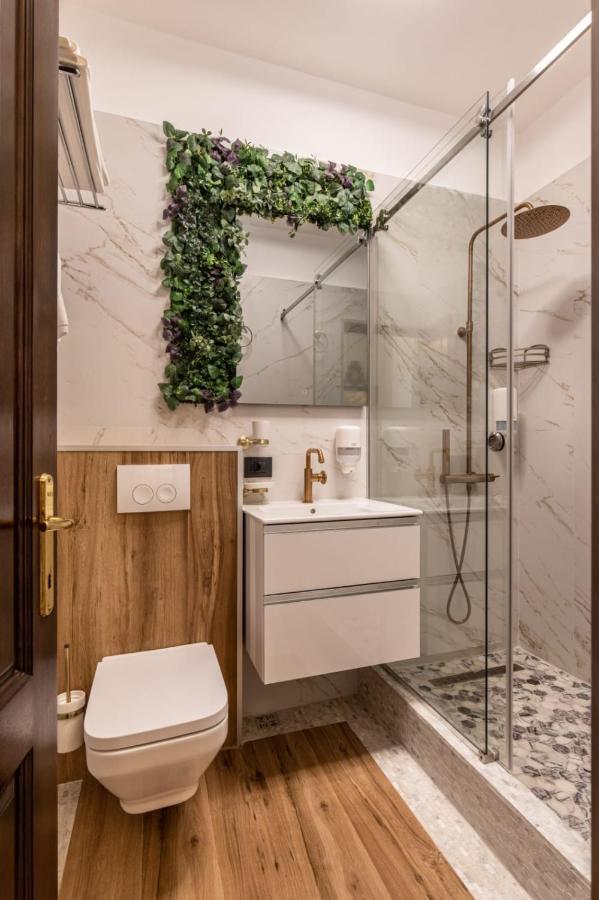 Hotel Clucerului Arc De Triomphe Bukareszt Zewnętrze zdjęcie